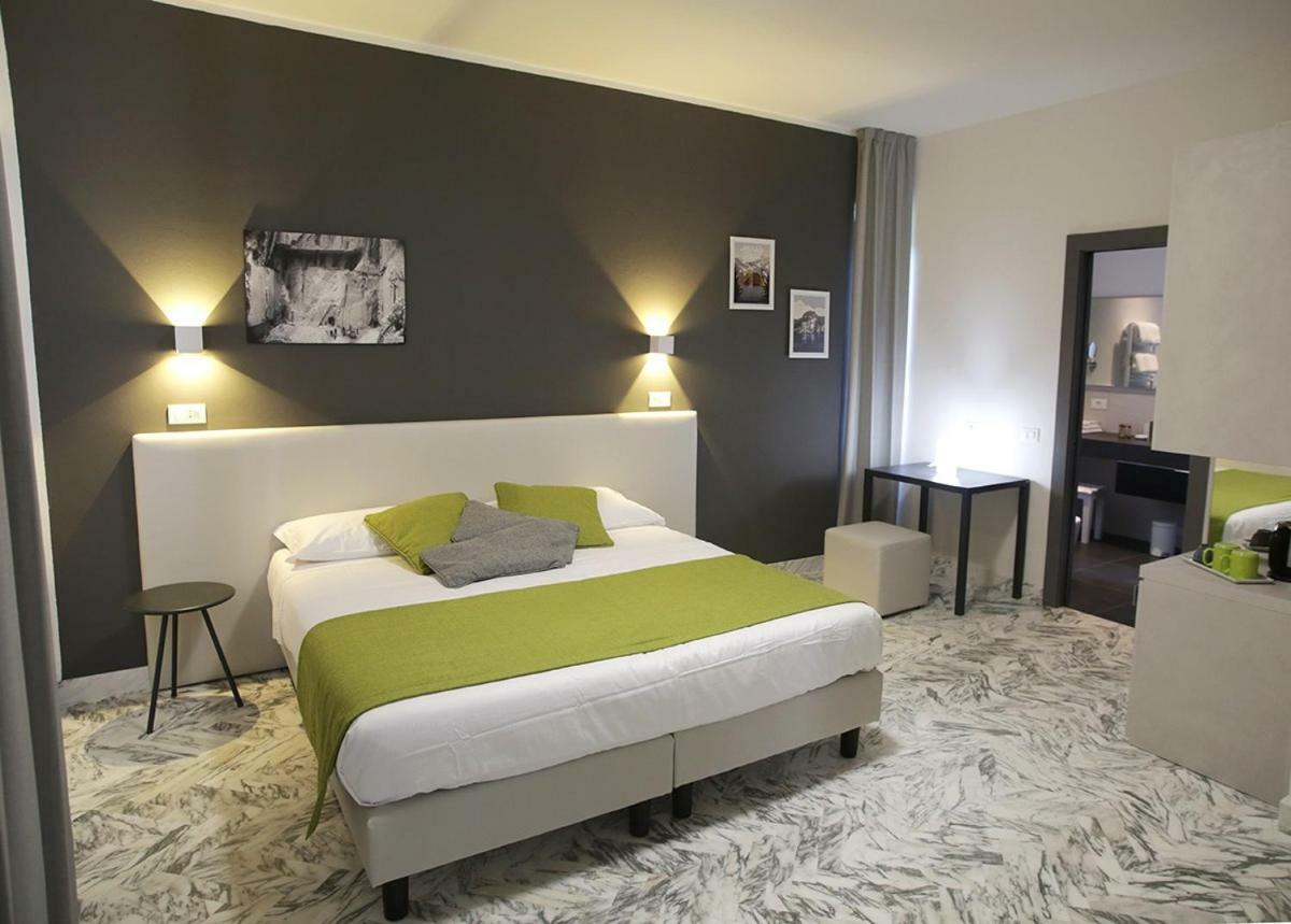 Bed and Breakfast Mikeme Carrara Esterno foto